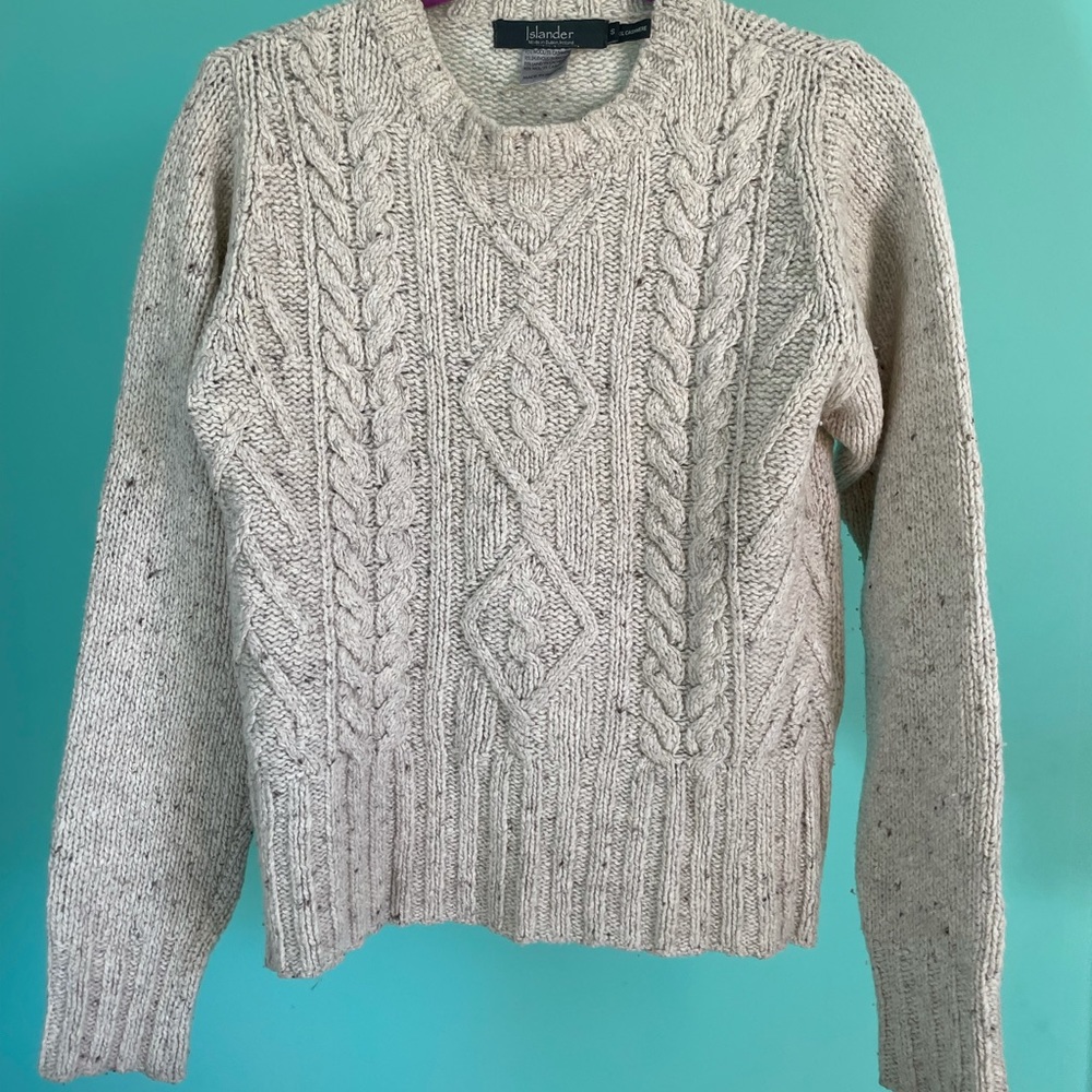 Islander wool cashmere sweater from Ireland. Made in Dublin. Only worn once.